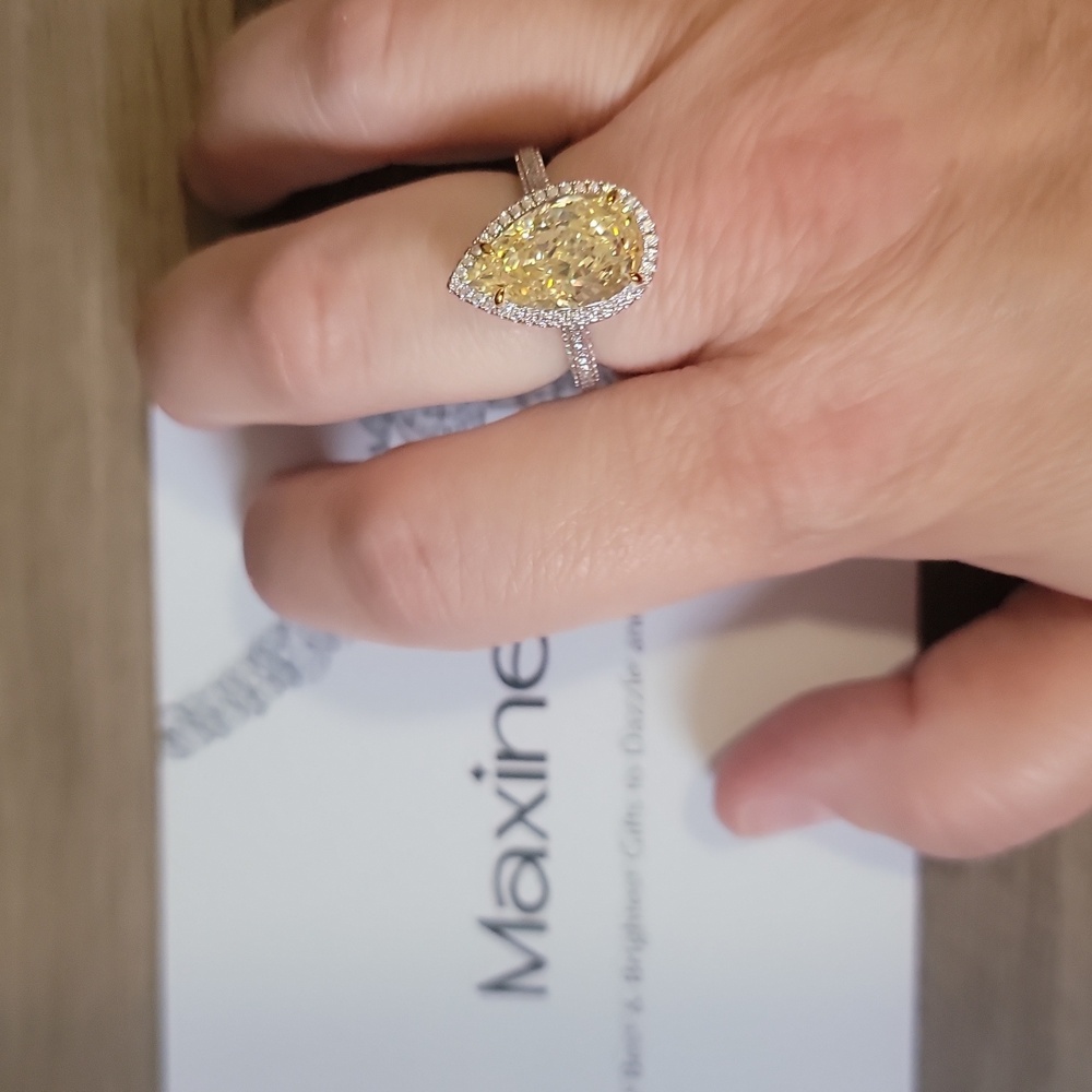 Maxine Yellow Sapphire Ring